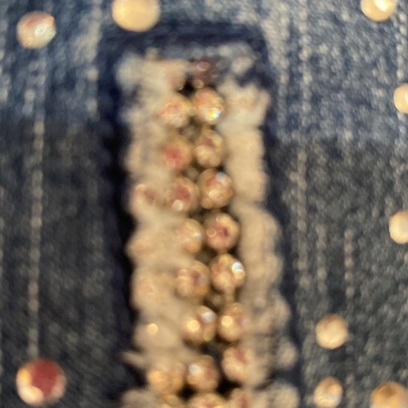 Variations Embellished Capri Jeans NWT size 27 - Picture 5 of 11